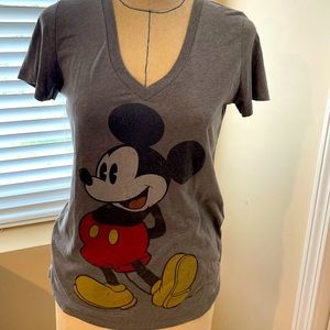 Disney- Vintage v-neck Mikey Mouse t-shirt, Size L